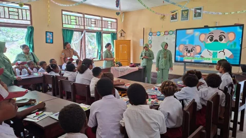 Persit KCK Kodim 1808/Mansel Edukasi Warga, Jaga Kesehatan Gigi Sejak Dini