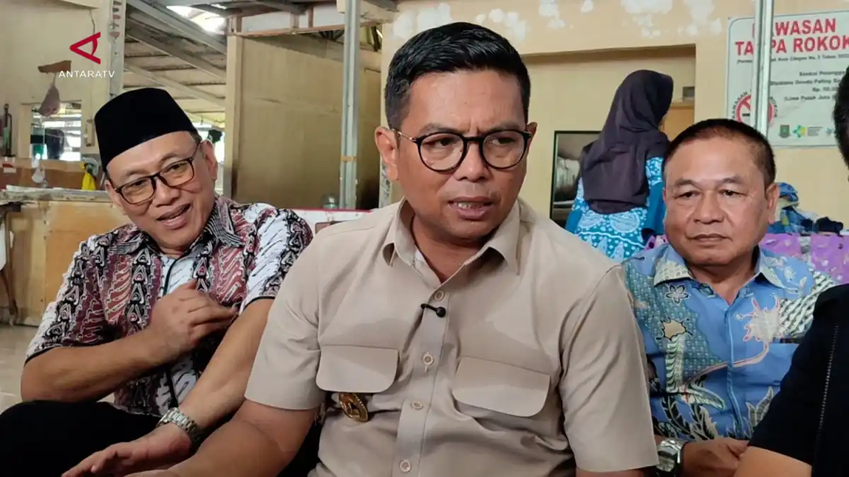 Andra Soni Dorong Pelestarian dan Perluasan Pasar Batik Lokal di Cilegon