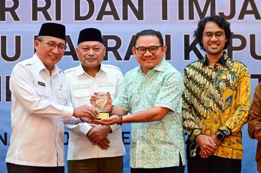 Pansus Dorong RUU Daerah Kepulauan Menjamin Fiskal, Konektivitas, dan Layanan Publik