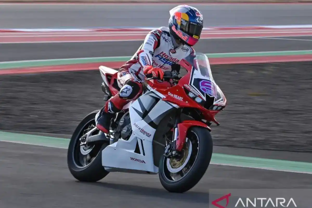 Veda Pratama Amankan 10 Poin di Moto3 Mandalika, Naik ke Peringkat Ketujuh