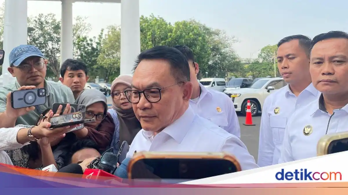 Prabowo Bahas Penanganan Karhutla Bersama Pejabat Terkait