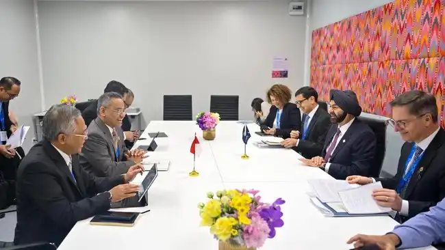 Suahasil Sampaikan Komitmen Fiskal Indonesia kepada Presiden Bank Dunia