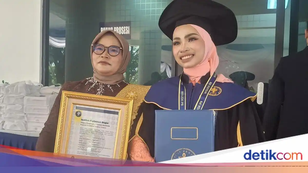 Alumni SMA Unggulan CT Arsa Raih Predikat Lulusan Terbaik Sekolah Vokasi IPB