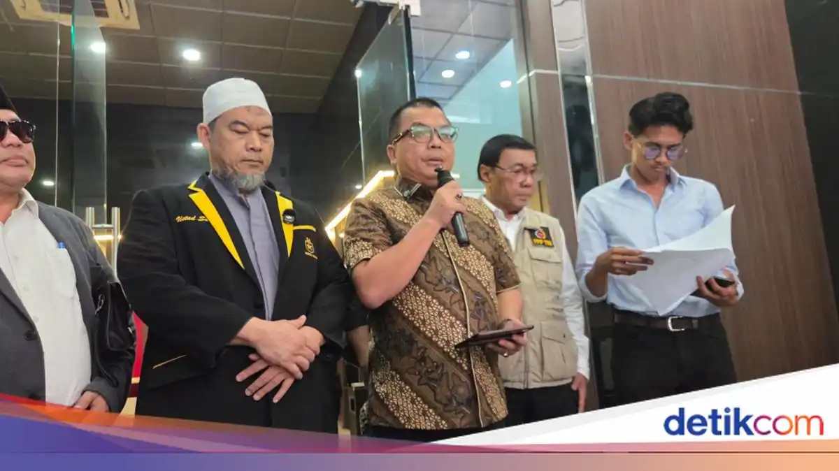 Denny Indrayana dan Sejumlah Pihak Adukan Komisioner KPU ke DKPP soal Syarat Pendidikan Gibran
