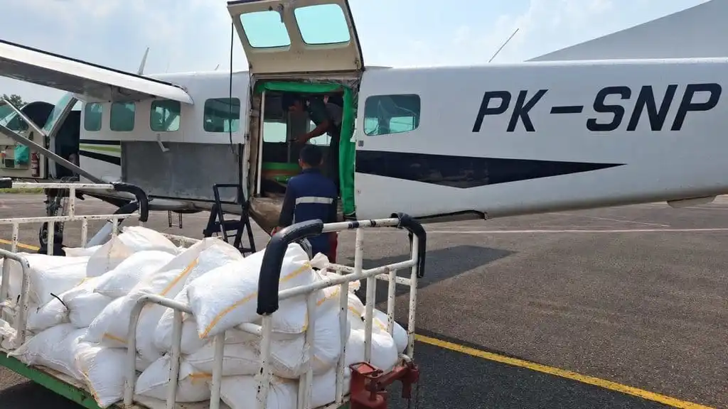 Operasi Modifikasi Cuaca BNPB di Sumatra Selatan Gunakan 2,4 Ton Dry Ice