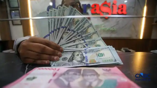 Rupiah Tertahan di Rp18.000, Investor Cermati Tekanan Pasar
