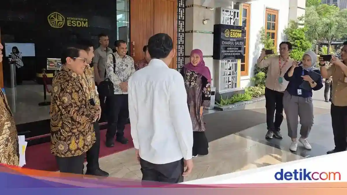 Pasokan BBM Jawa Timur Jadi Fokus Pertemuan Khofifah dan Emil di Kementerian ESDM