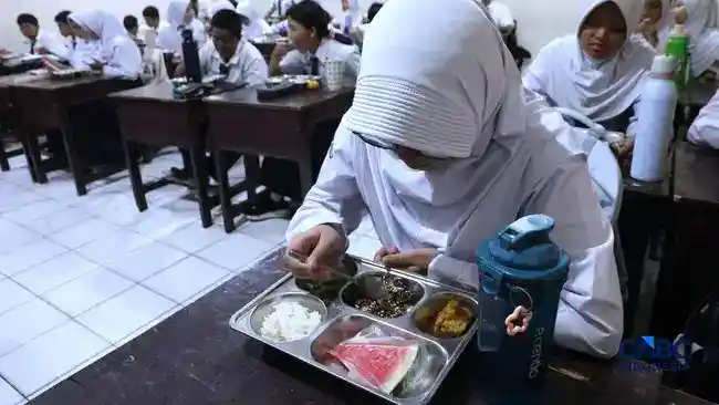 DEN Paparkan Dampak MBG dan Catatan Penyalurannya kepada Presiden