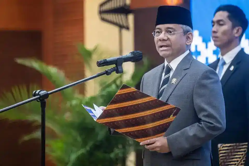 Suahasil Pastikan Gaji PNS Tetap Dibayarkan Melalui Bank