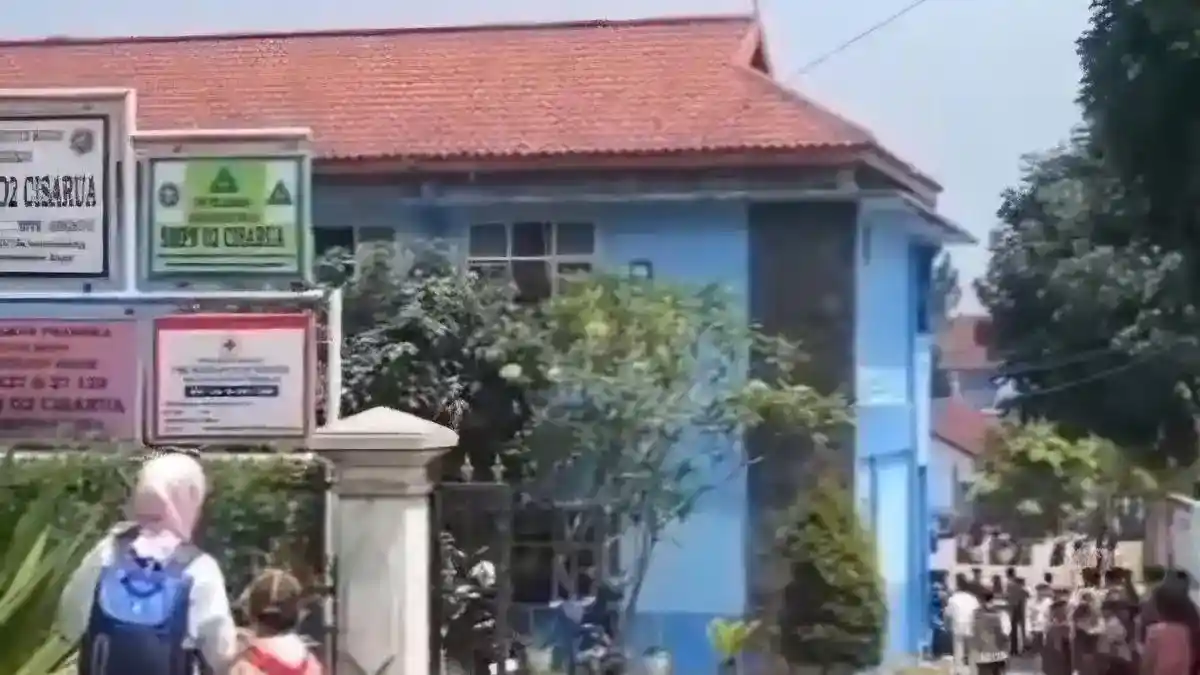 Puluhan Siswa SMPN 2 Cisarua Dirawat, Dugaan Gangguan Kesehatan Usai MBG Diselidiki