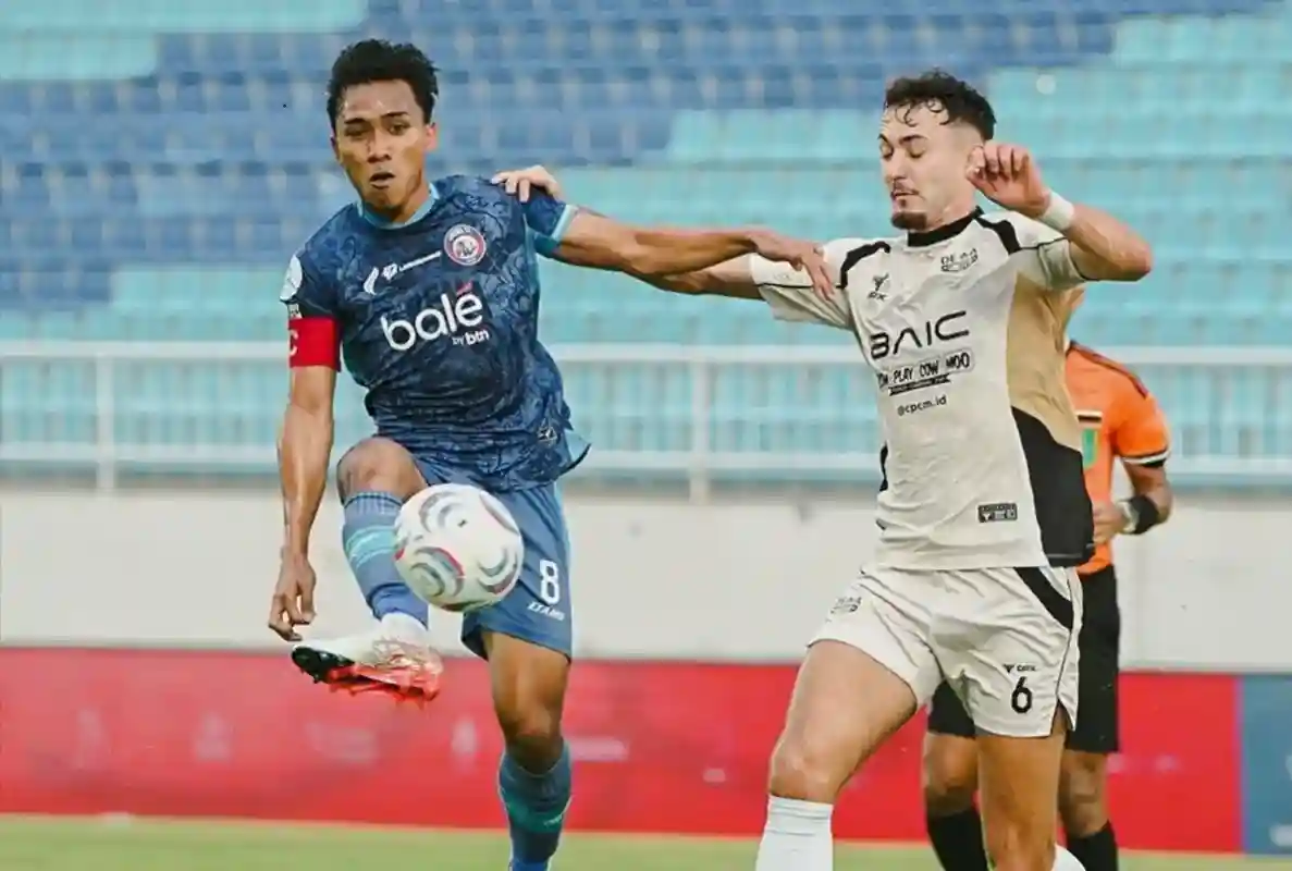 Arema FC Hentikan Dewa United 4-0 di Kanjuruhan
