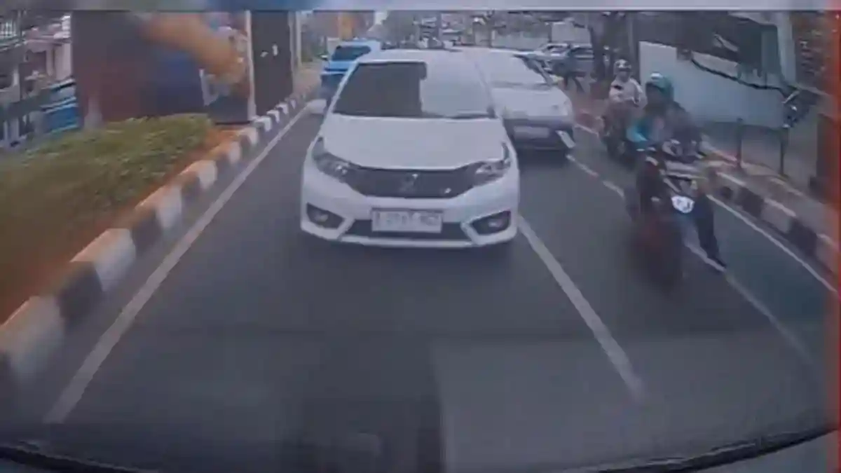 Kecelakaan Beruntun di Panglima Polim: Pengemudi BYD Mengaku Tertidur