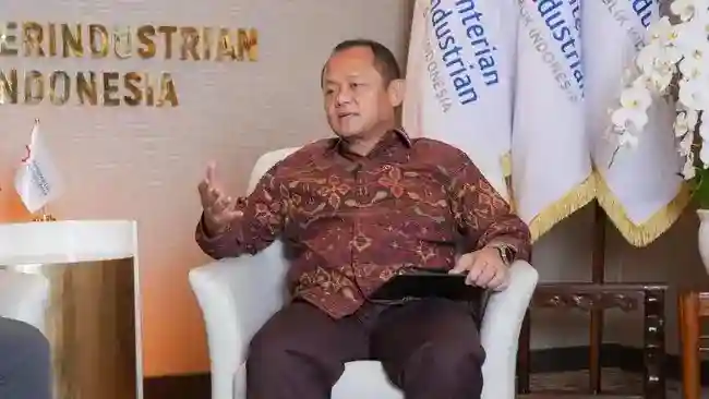 Menperin Tinjau Usulan Pencabutan Fasilitas Ganjil Genap untuk Mobil Listrik