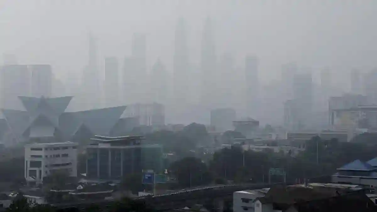Kabut Asap Karhutla Menekan Pariwisata Asia Tenggara, dari Tanjung Puting hingga Johor