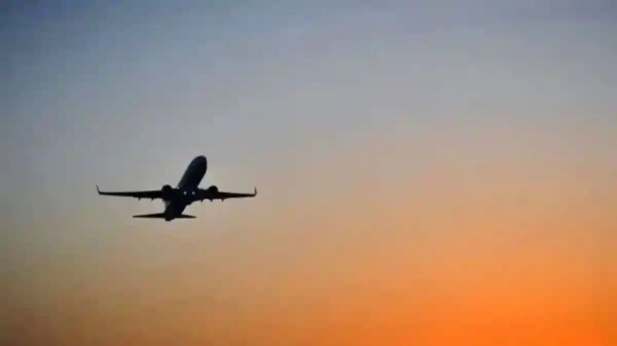 Pramugara Super Air Jet Mengaku Dipukul Penumpang Usai Penerbangan Tertunda