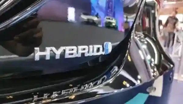 Toyota Rancang Mesin Hybrid 1.500 cc Baru dengan Target Efisiensi BBM Lebih Tinggi