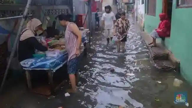 BMKG Ingatkan Potensi Hujan Sedang hingga Lebat dan Angin Kencang di Indonesia